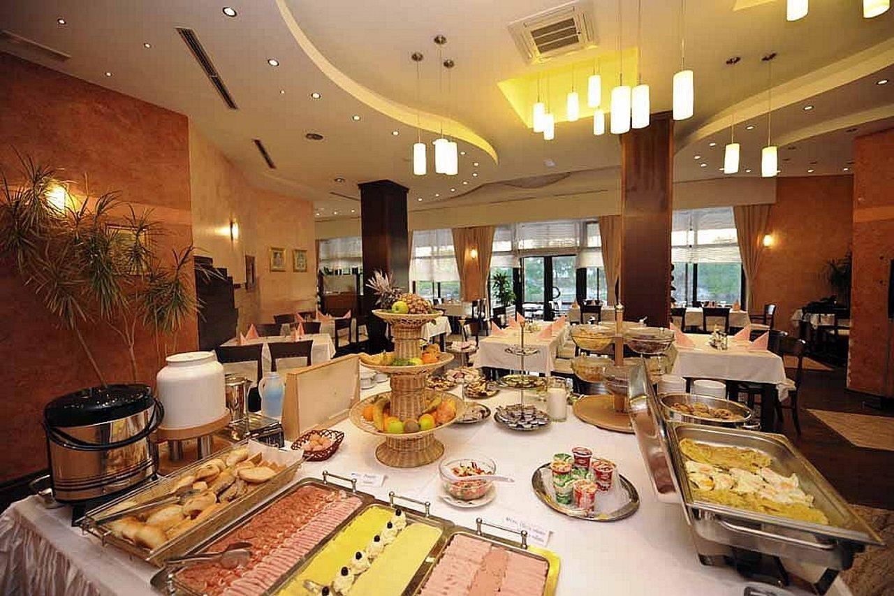 Hotel Opal Exclusive Біхач Екстер'єр фото