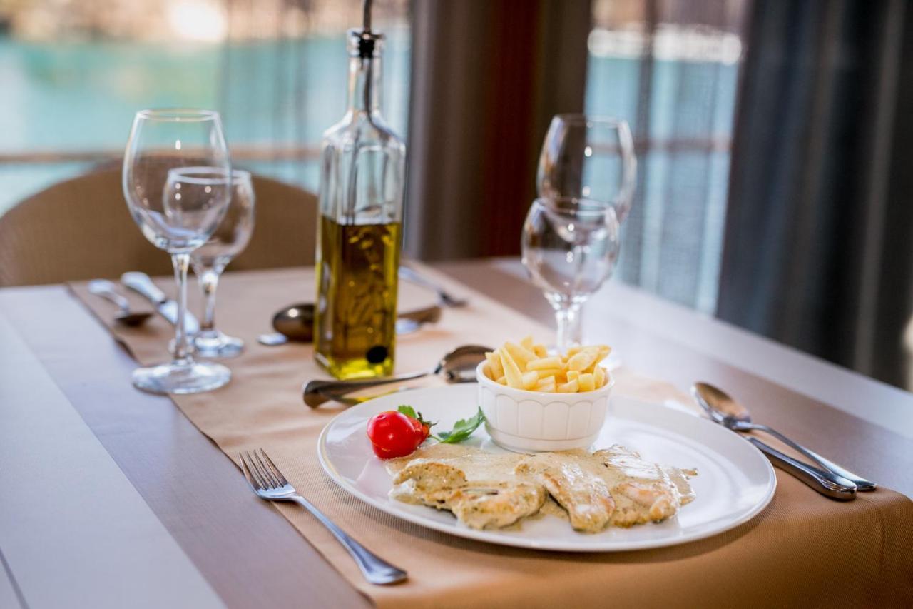 Hotel Opal Exclusive Біхач Екстер'єр фото